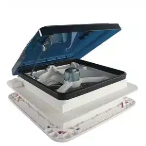 Ventilateur pour lanterneau camping-car 7
