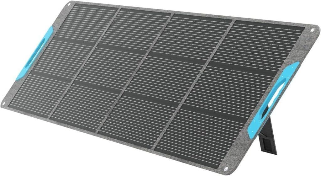 Test du panneau solaire portable Renogy 200 W : étanche et pliable pour camping