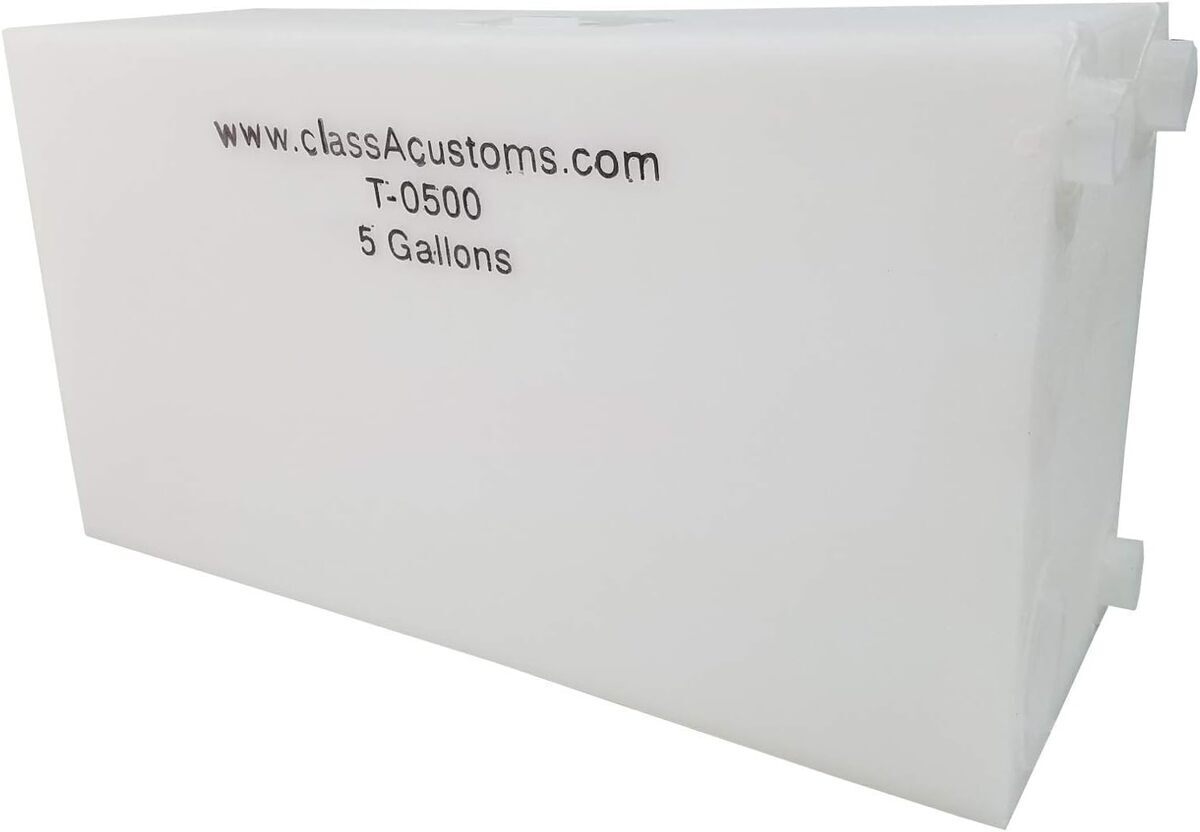 Test du réservoir Class A Customs T-0500 : 5 gallons d'efficacité pour camping-car